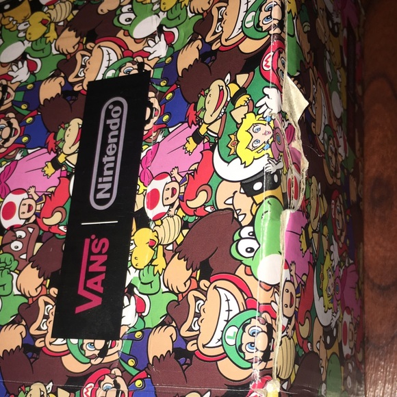 ToddlerGirl Authentic Nintendo Princess Peach Vans - Picture 2 of 6